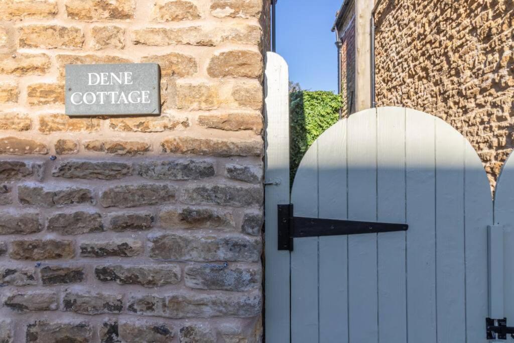 Dene Cottage, Welburn Buitenkant foto